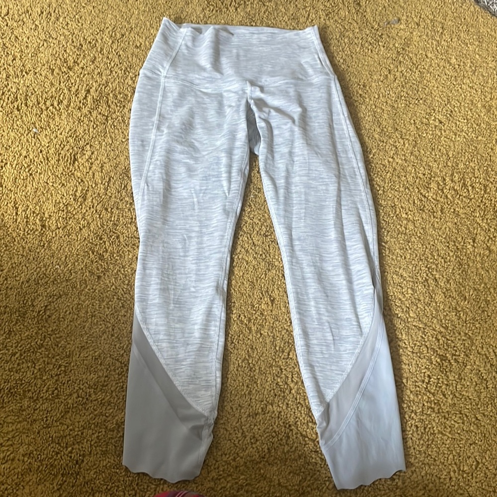 Lululemon Wunder Under Scalloped Hem High-Rise Crop 23” Full-On Luxtreme